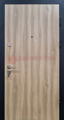 Светлая металлическая дверь с МДФ ДМ-340 в Электрогорске