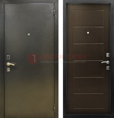 Темная металлическая дверь с порошковым напылением ДП-105 в Электрогорске