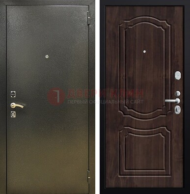Темно-серая железная дверь с порошковым покрытием и коричневой МДФ ДП-288 в Электрогорске