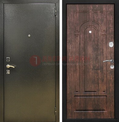 Темно-серая металлическая дверь с порошковым покрытием и МДФ коричневая ДП-292 в Электрогорске