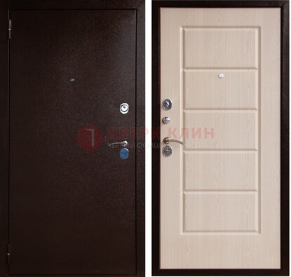 Коричневая металлическая дверь с порошковым окрасом ДП-92 в Электрогорске