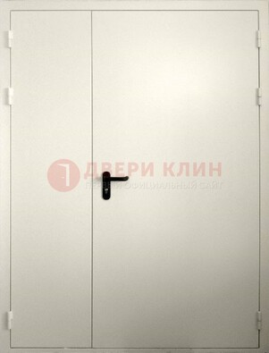Белая противопожарная двупольная дверь ДПМ-02/60 в Электрогорске