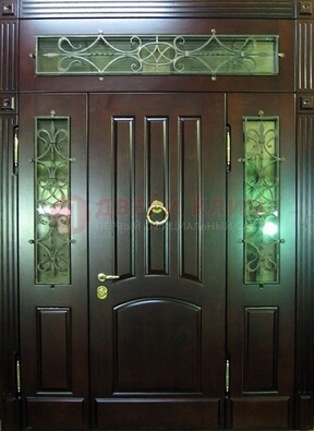 Стальная парадная дверь со стеклом и ковкой ДПР-18 для деревянного дома в Электрогорске