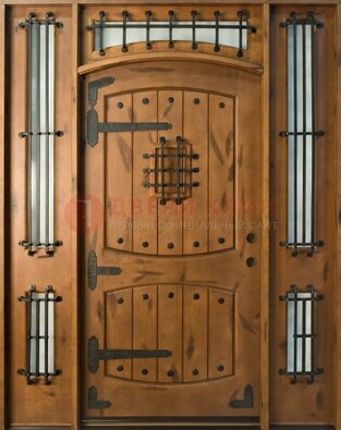 Парадная дверь с коваными элементами ДПР-68 в коттедж в Электрогорске