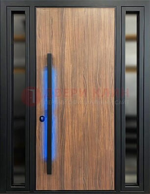 Коричневая металлическая дверь со стеклом ДС-69 в Электрогорске