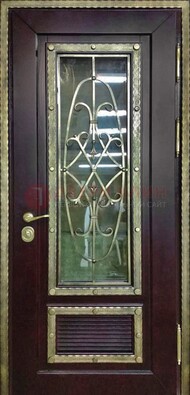 Темная уличная дверь порошок со стеклом и ковкой ДСК-167 в Электрогорске