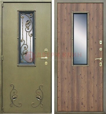 Офисная железная дверь со стеклом и ковкой ДСК-44 в Электрогорске