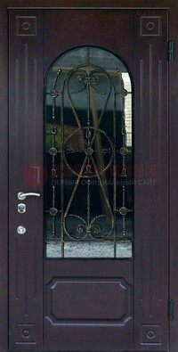 Стальная дверь со стеклом и ковкой ДСК-80 в загородный дом в Электрогорске