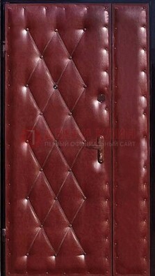 Бордовая тамбурная дверь ДТМ-25 в Тихвине