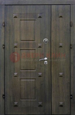 Железная двухстворчатая филенчатая дверь с виноритом ДВТ-143 в Электрогорске