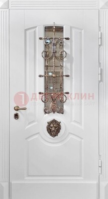 Белая металлическая дверь с виноритом и стеклом с ковкой ДВТ-165 в Электрогорске